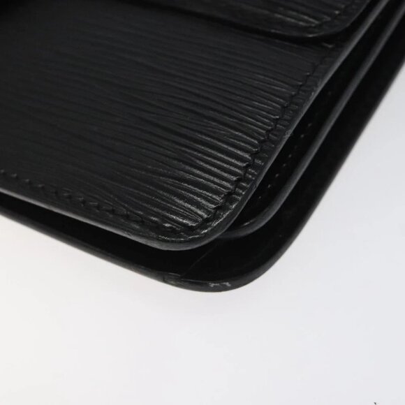 LOUIS VUITTON Epi Free Run Shoulder Bag Green Black - Picture 8 of 15